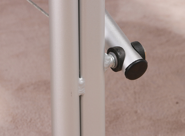 Portable massage bed with strong aluminium frame