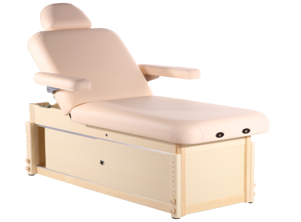 MASTER Kaiser-Tilt Massage Table with Storage