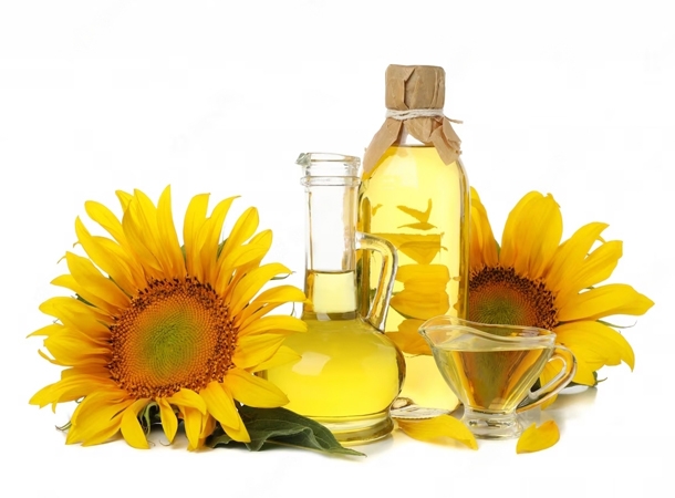 High-quality sweet almond oil and jojoba oil
