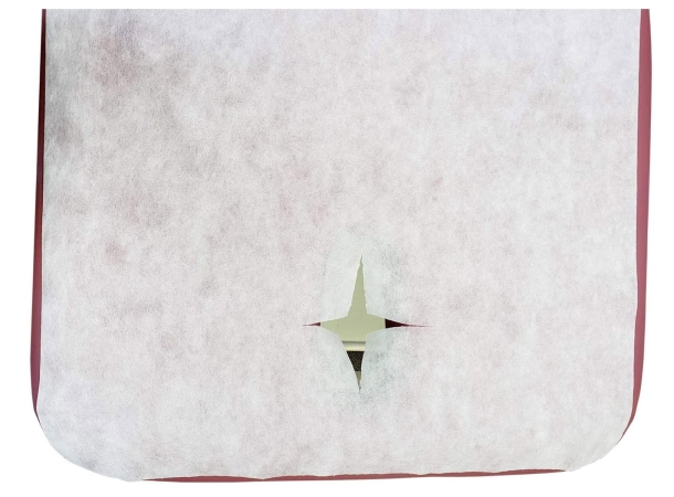 Hygienic disposable non-fitted bed roll for massage tables