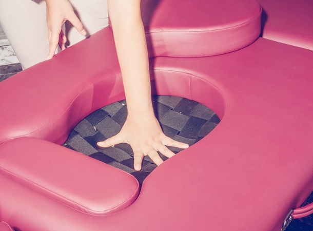 600 lbs capacity massage table for clinics